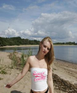 <p class='ppt-number'>221 779 + PIN 051</p><p class='ppt-pricing-de'>1,99 Euro/Min.</p>