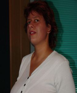 <p class='ppt-number'>221 779 + PIN 047</p><p class='ppt-pricing-de'>1,99 Euro/Min.</p>