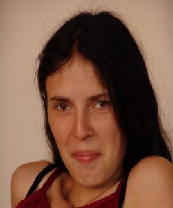 <p class='ppt-number'>221 779 + PIN 040</p><p class='ppt-pricing-de'>1,99 Euro/Min.</p>