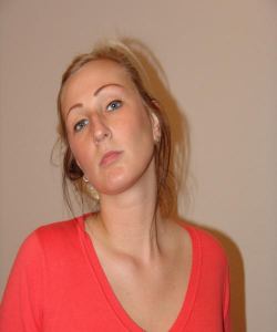 <p class='ppt-number'>221 779 + PIN 041</p><p class='ppt-pricing-de'>1,99 Euro/Min.</p>